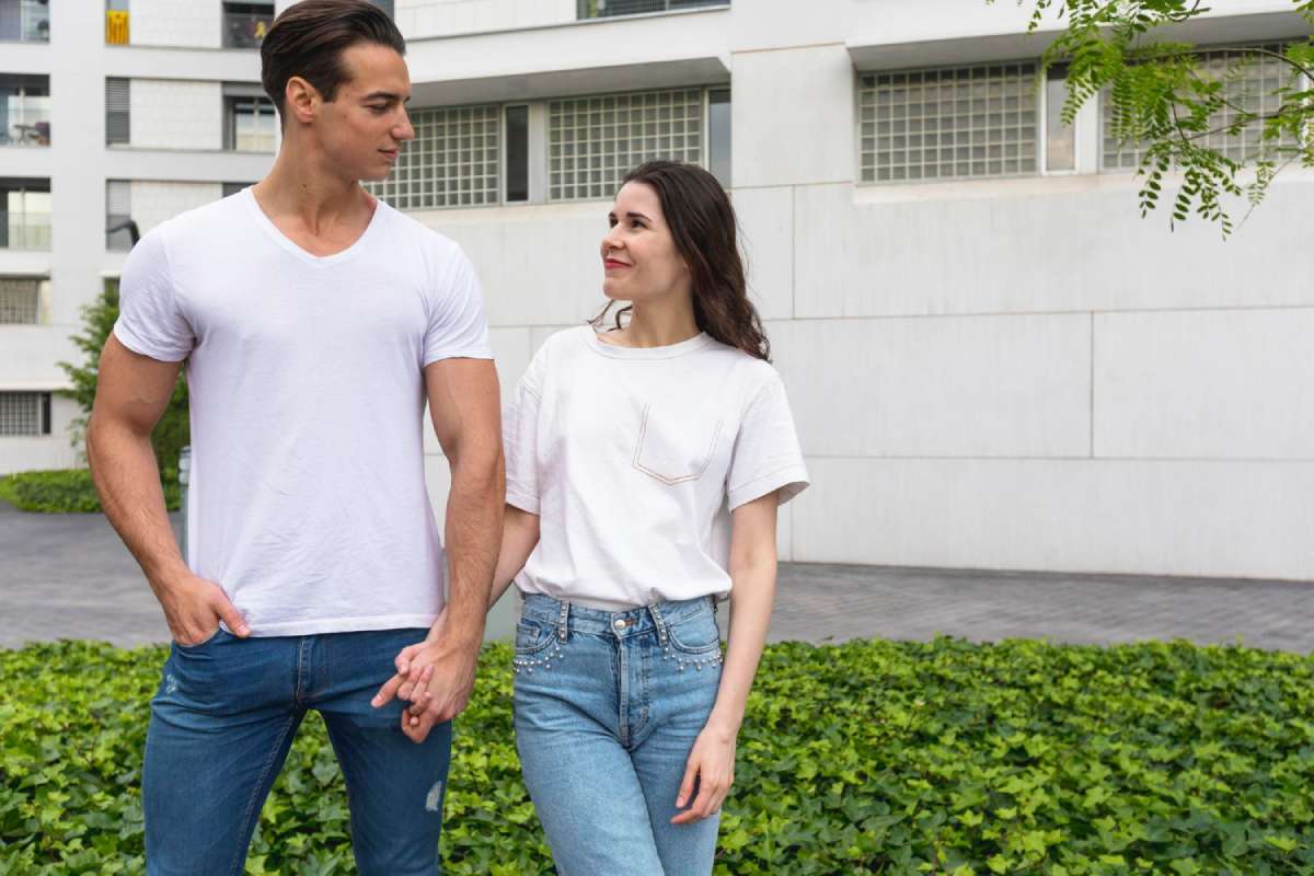 Comfort Colors T-Shirt for Laid-Back Looks