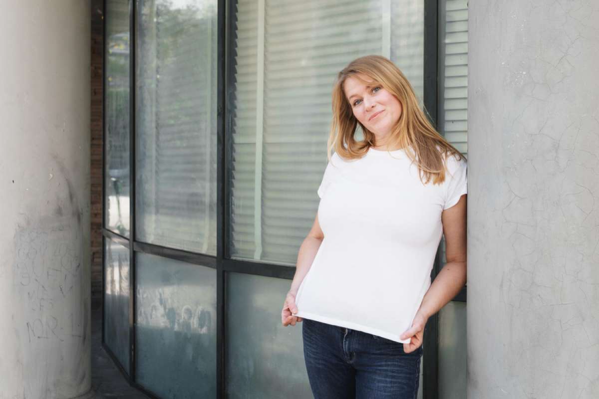 How to Style a Comfort Colors T-Shirt