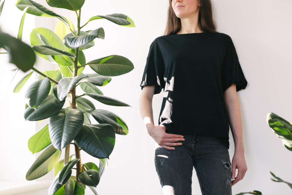 Why Choose a Gildan T-Shirt for Daily Wear?
